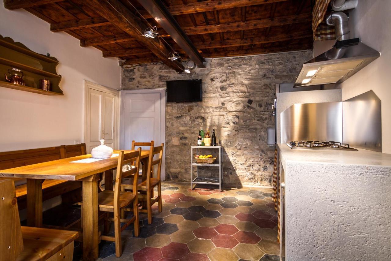 Vecchio Borgo Villa Torno Exteriör bild